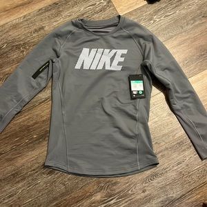 long sleeve nike shirt
